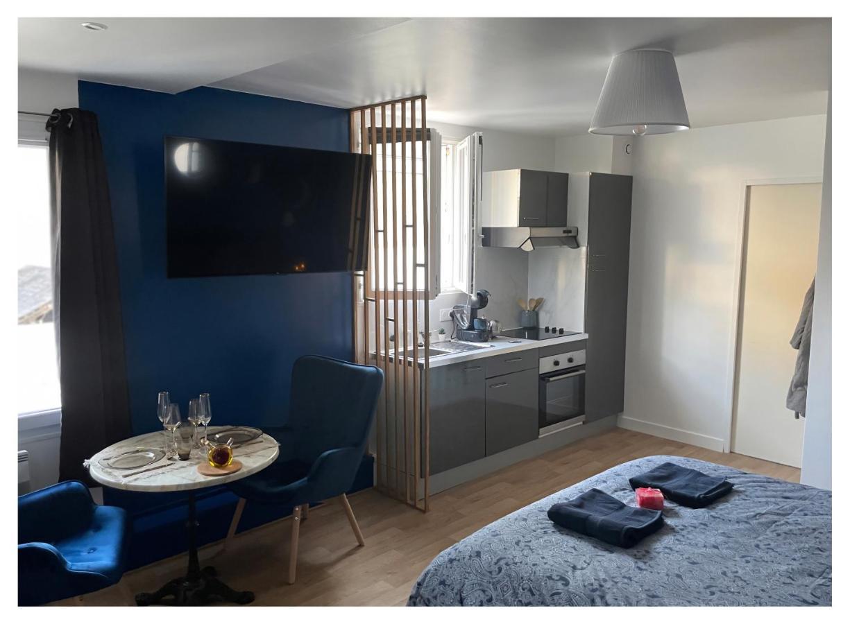 Sauna & Detente - Suite Privee - Tours - Netflix Luaran gambar