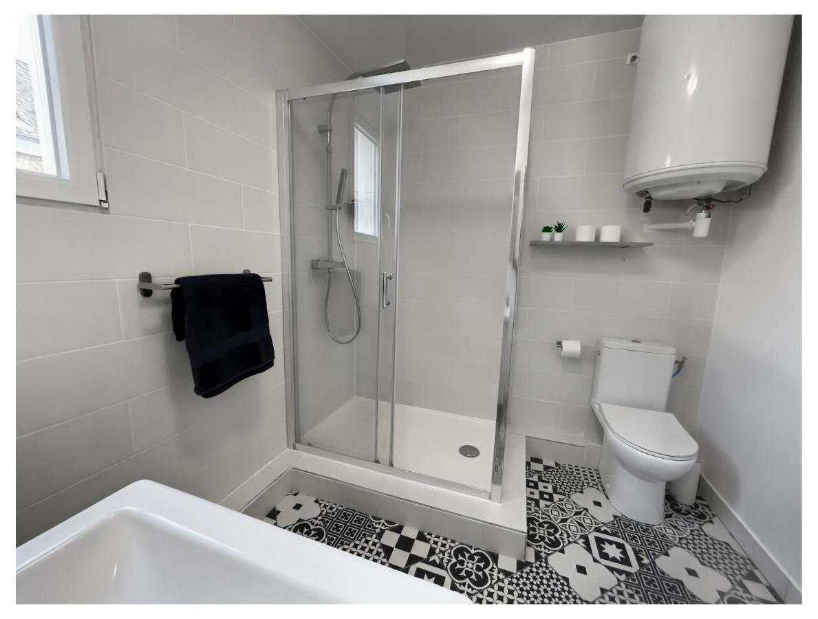 Sauna & Detente - Suite Privee - Tours - Netflix Luaran gambar