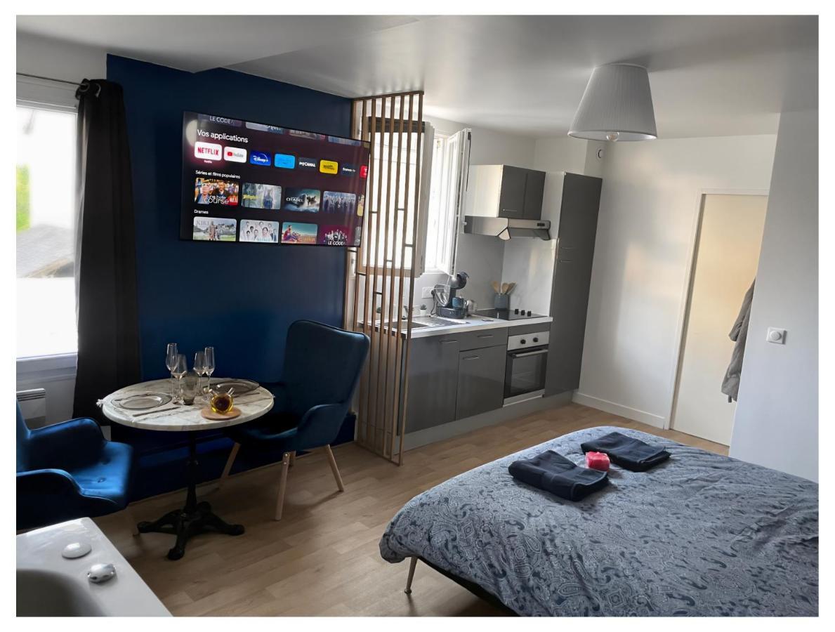 Sauna & Detente - Suite Privee - Tours - Netflix Luaran gambar