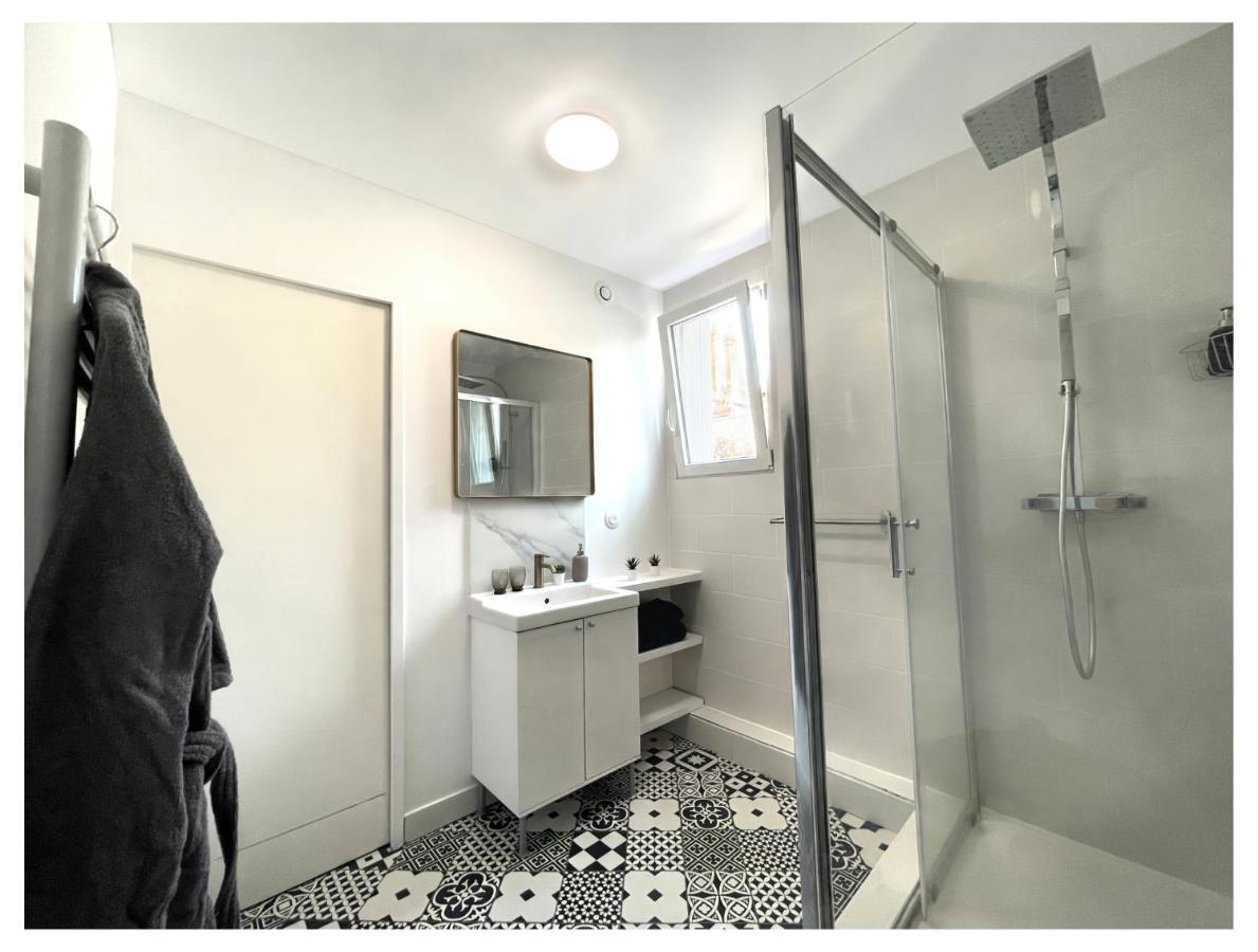 Sauna & Detente - Suite Privee - Tours - Netflix Luaran gambar