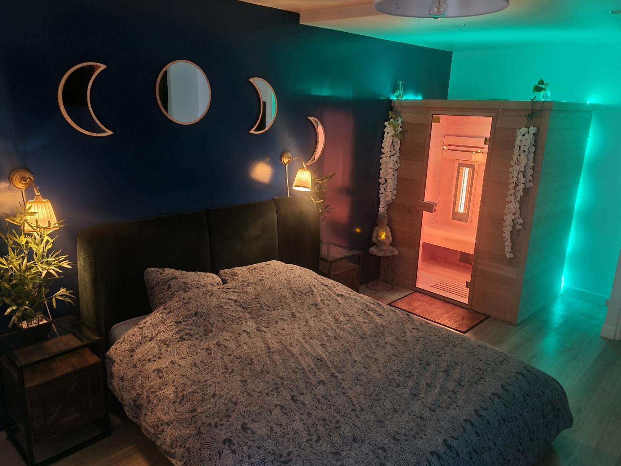 Sauna & Detente - Suite Privee - Tours - Netflix Luaran gambar